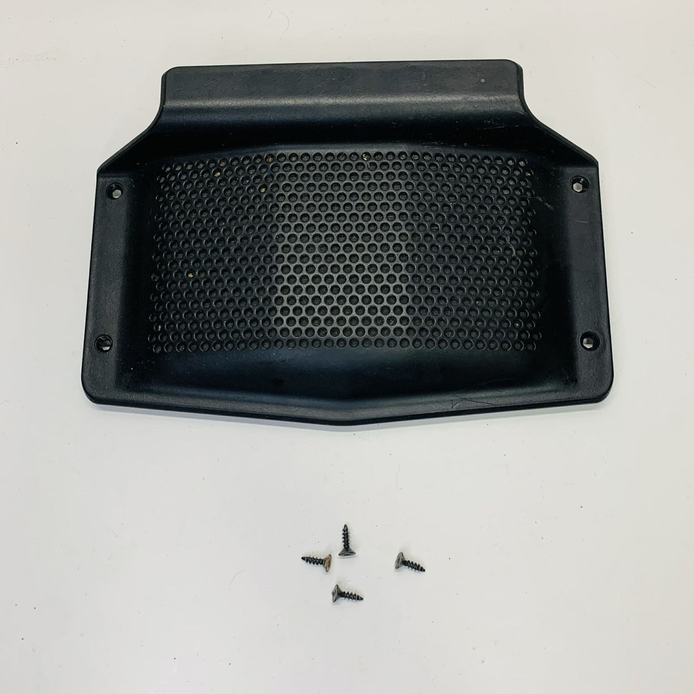 BMW E83 X3 TOP‎ HIFI/PREMIUM AUDIO LEFT/RIGHT SUBWOOFER GRILLE 6990108